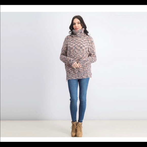 Lost + Wander Sweaters - NWT Lost & Wander Quarley Fizzy Eyelash cowl neck